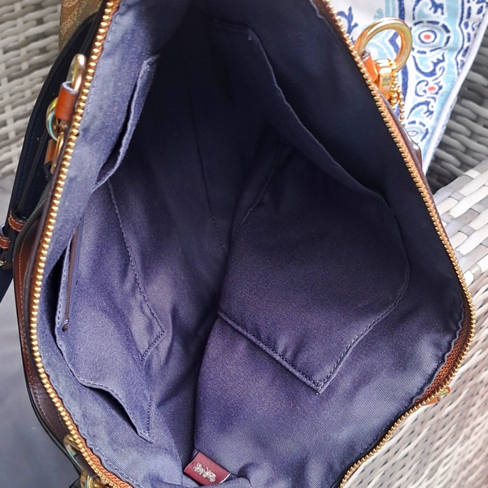 COACH KELSEY F28989 Signature Satchel, Shoulder, or Crossbody, Excellent Cond. - Picture 11 of 13